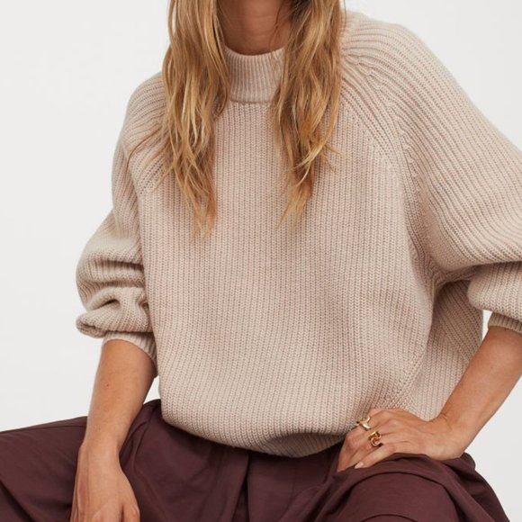 H&M Sweaters - H&M Oatmeal Balloon-sleeved Sweater